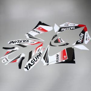 Kit déco Kutvek Yasuni MBK Nitro et Yamaha Aerox (depuis 2013) rouge et blanc