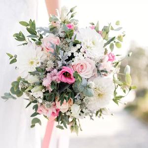 Bouquet de Mariée Romantique - Le Jardin des Fleurs