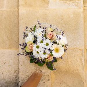 Bouquet Julie | Bouquet de fleurs pas cher | Bouquet de fleurs fraîches | Composition florale | En magasin ou Livraison de fleurs