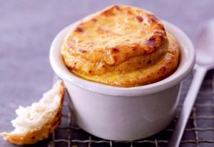 Soufflé au foie de canard et au Sauternes