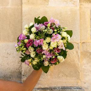 Bouquet Elisabeth | 40cm de diamètre environ | Gros bouquet de fleurs | Fleurs à offrir à sa femme pour dire "Je t'aime" | En magasin ou en livraison