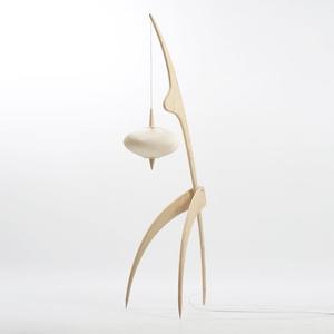 N°14.950 MANTE RELIGIEUSE-Lampadaire en Frêne naturel et Acétate de Cellulose H165cm Blanc