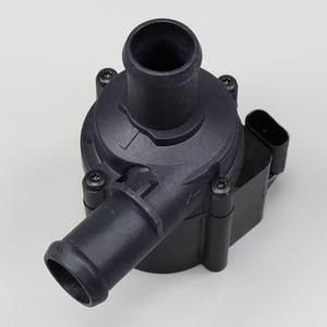 Pompe à eau électrique 12V universelle Malossi
