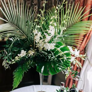 Décoration de Table Tropical Mariage - Le Jardin des Fleurs