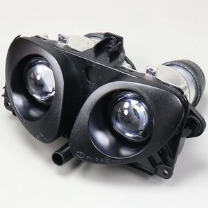 Phare avant Peugeot TKR Furious
