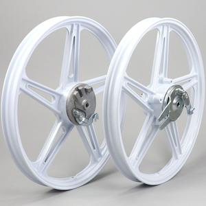 Jantes 17 pouces type roues Bernardi Peugeot 103 Chrono, MVL... Fifty blanches
