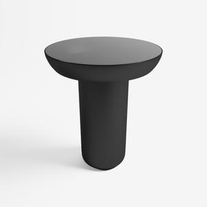 Table d'appoint design en métal noir