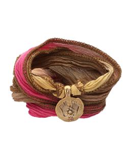 Catherine Michiels - Femme - Bracelet en soie à nouer et charm Buddha Feet en bronze - Rose